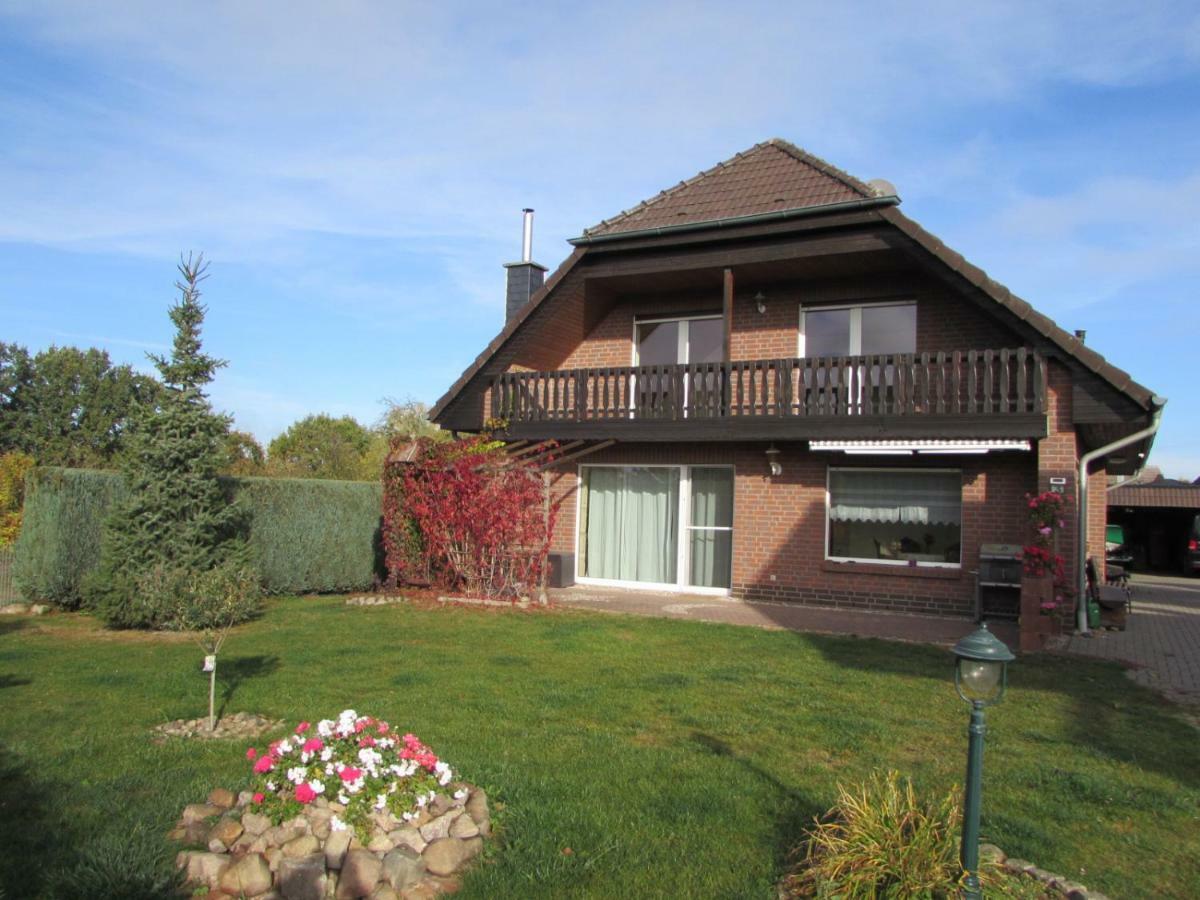 Ferienhaus Mit 2 Fewo In Mecklenburg Lägenhet Wesenberg Exteriör bild