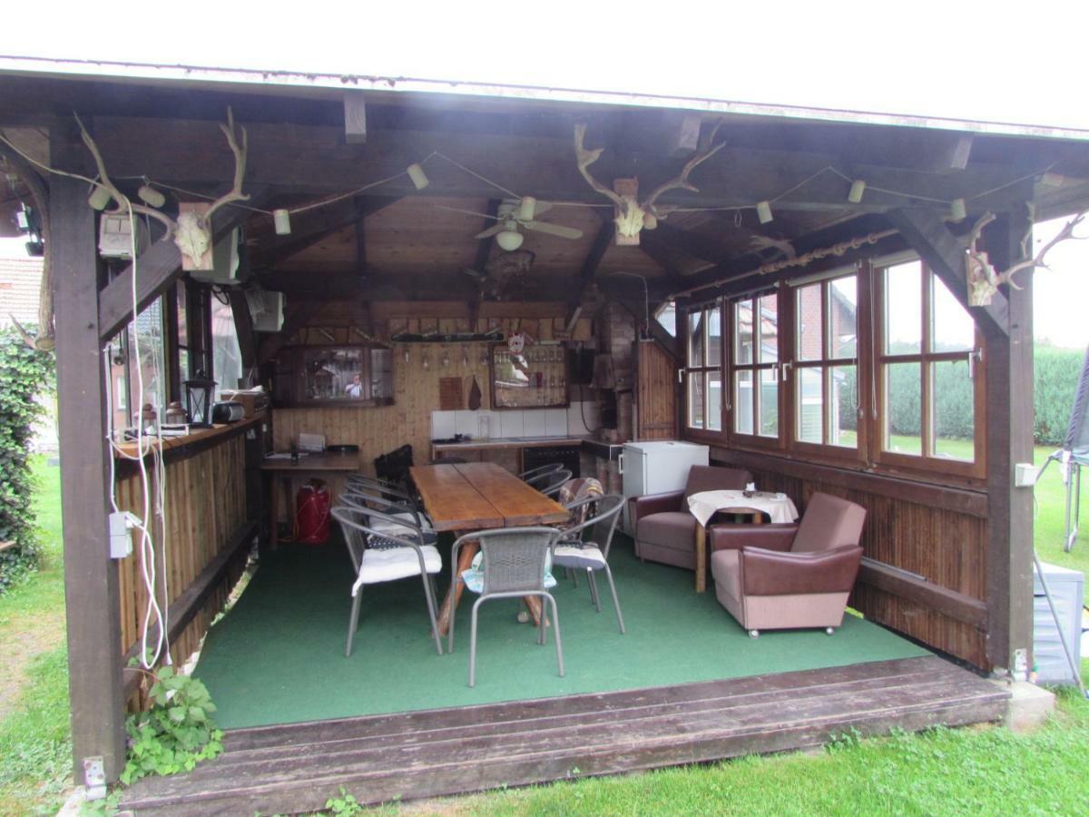 Ferienhaus Mit 2 Fewo In Mecklenburg Lägenhet Wesenberg Exteriör bild