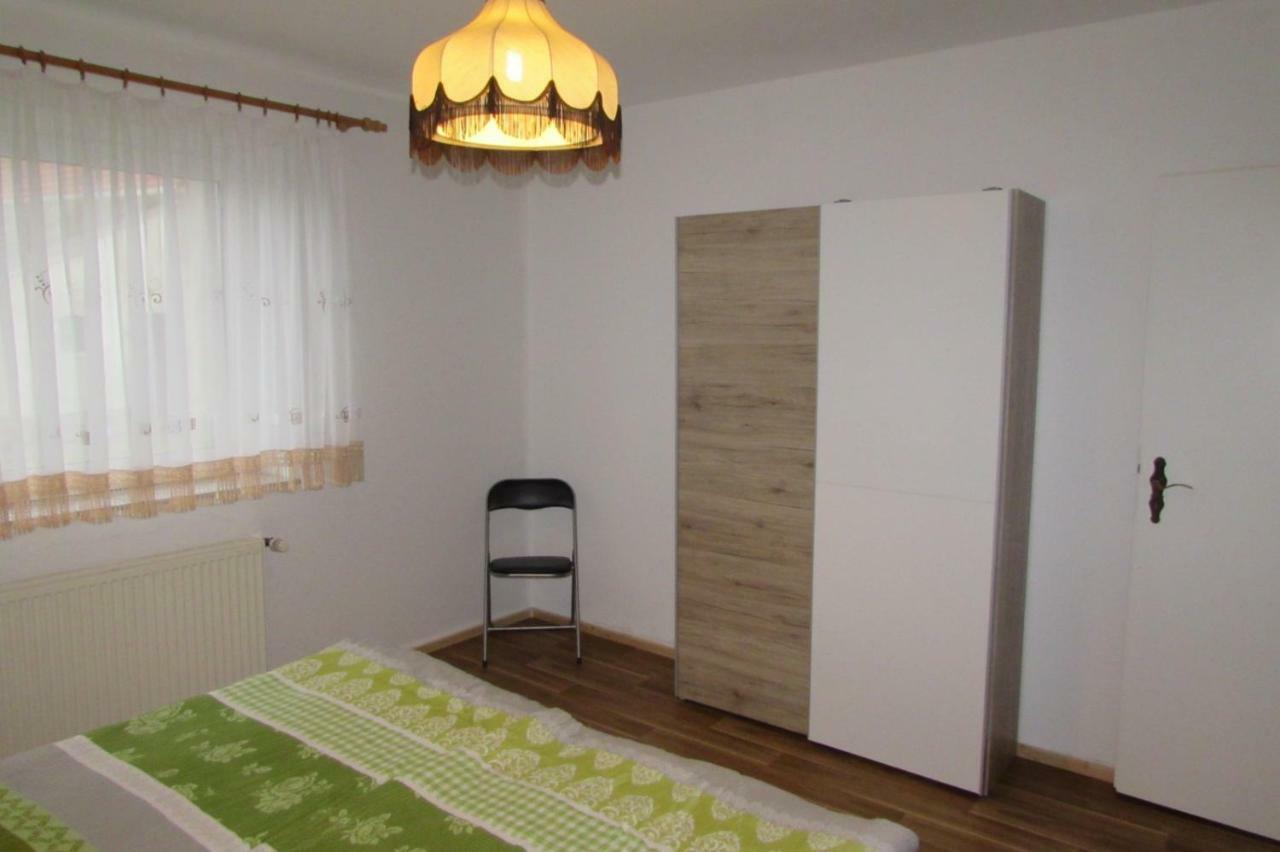 Ferienhaus Mit 2 Fewo In Mecklenburg Lägenhet Wesenberg Exteriör bild
